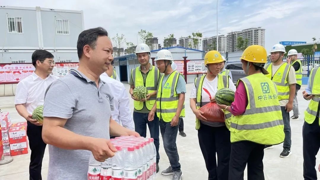 640 (2).jpg 640 (2).jpg